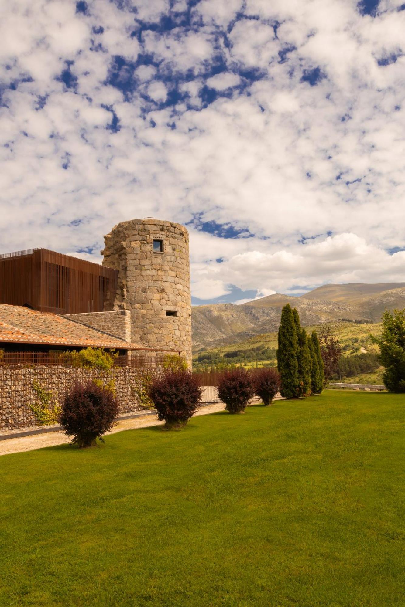 Hotel Torre Mayorazgo Villatoro Exterior photo